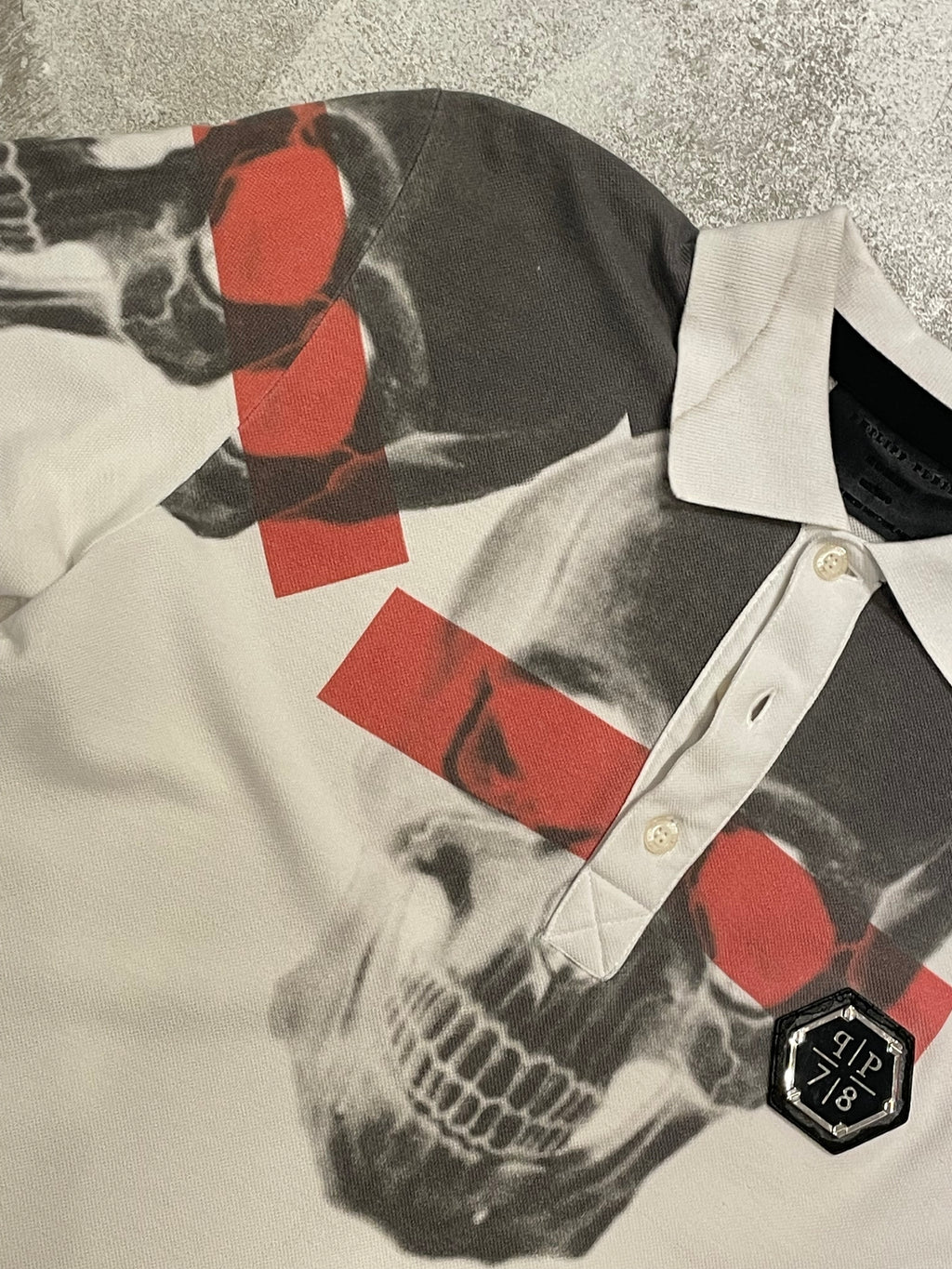 Polo Philipp Plein Blanco con Estampado de Calaveras Góticas / Urbanas talla S
