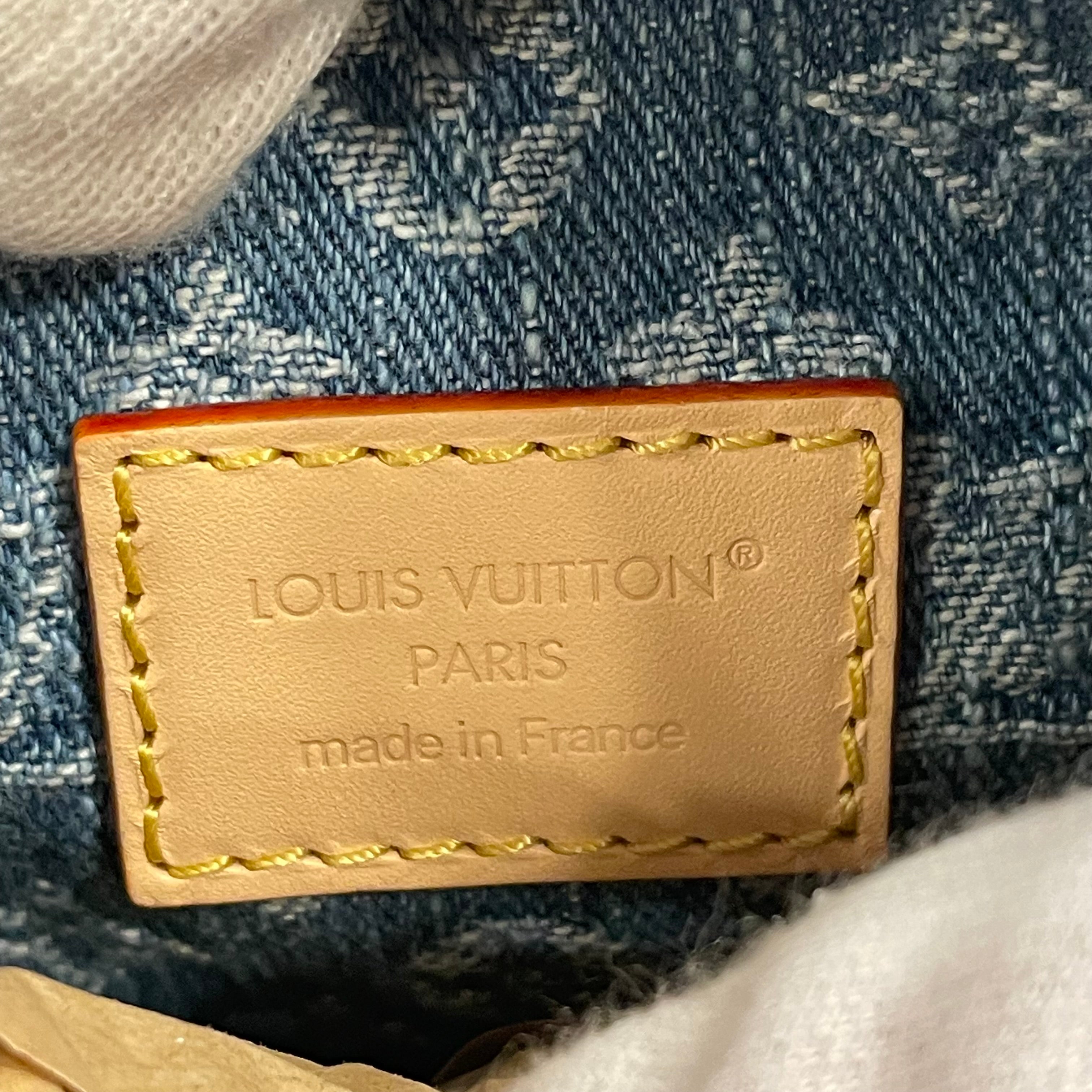 Bolso Louis Vuitton Monogram Denim Pleaty con Bolsillos Externos