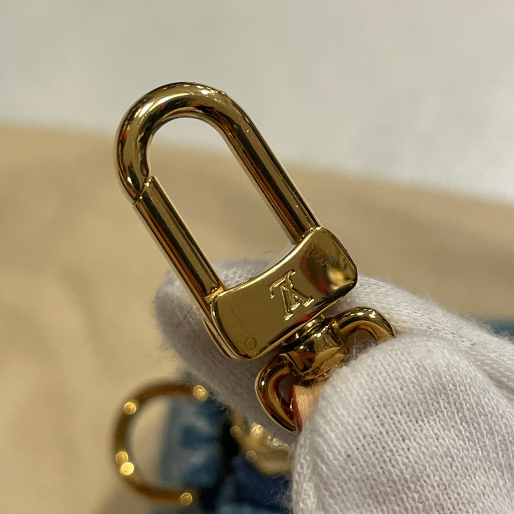 Bolso Louis Vuitton Monogram Denim Pleaty con Bolsillos Externos