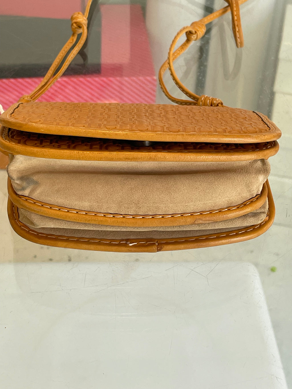 Bolso Bandolera Carolina Herrera (CH) Piel Grabada