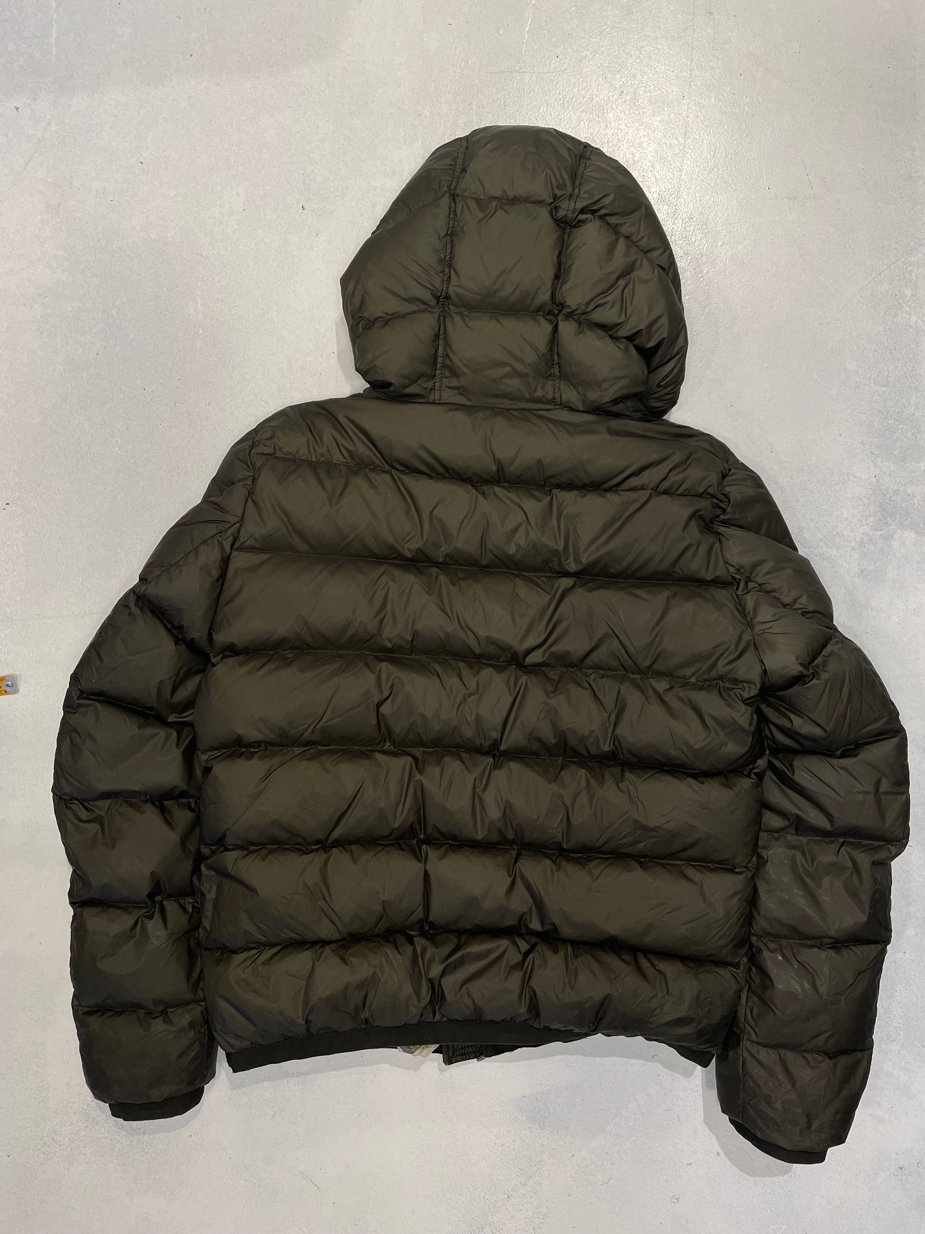 Chaqueta puffer Moncler talla M