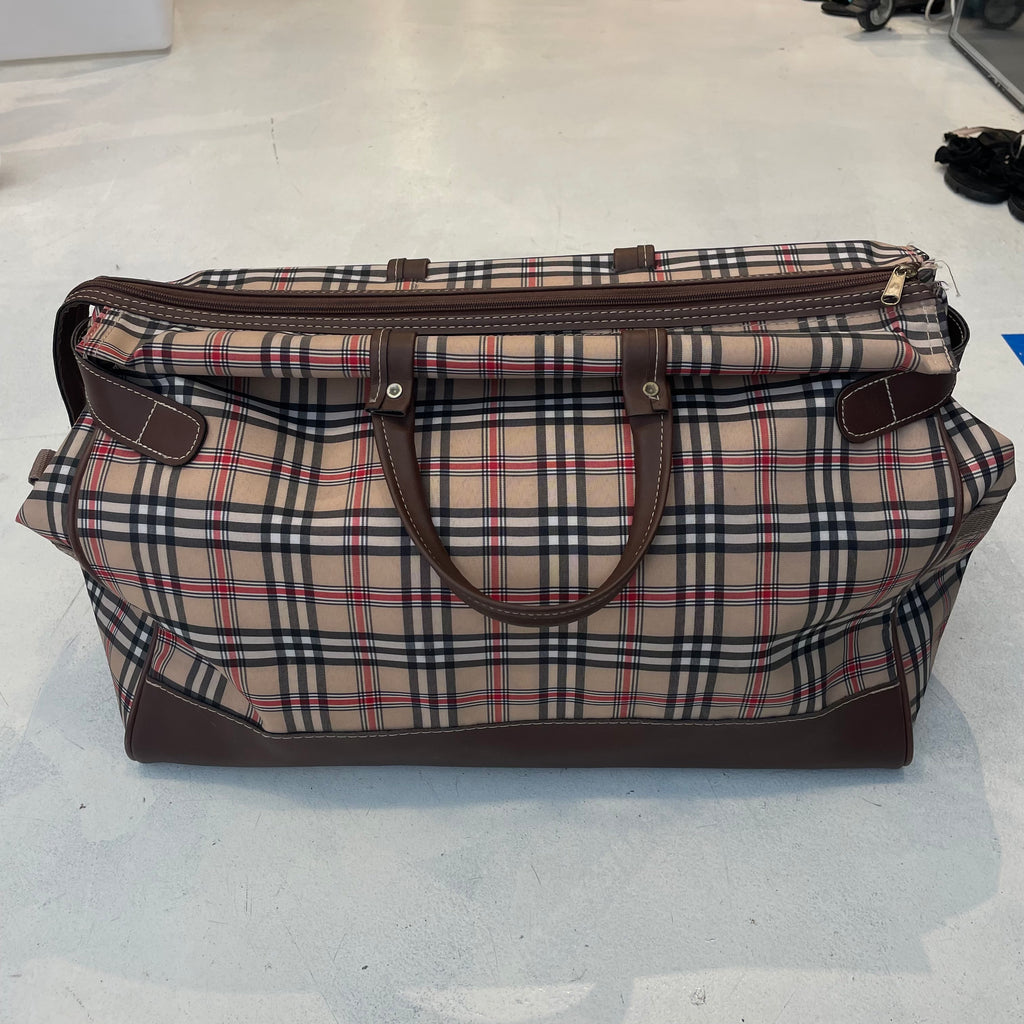 Título: Bolso de Viaje Estilo Duffle Vintage – Estampado Tartán Clásico "Codere"