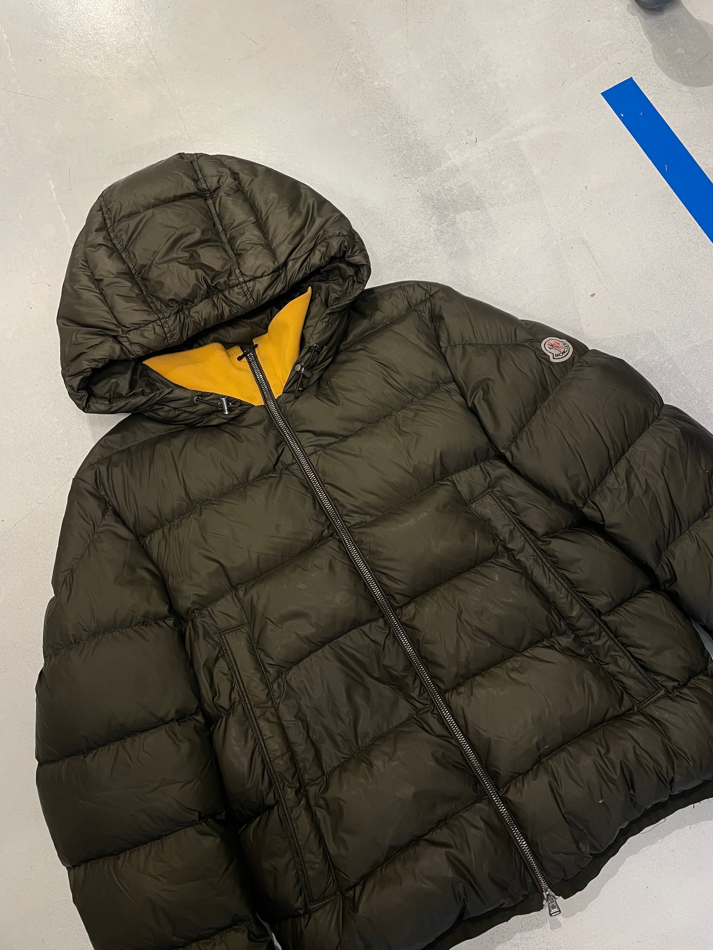 Chaqueta puffer Moncler talla M