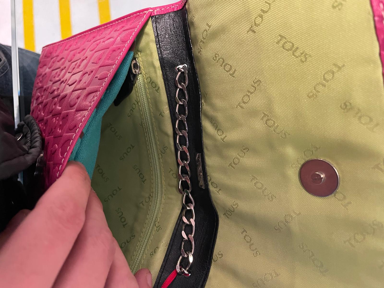 Cartera TOUS con cadena